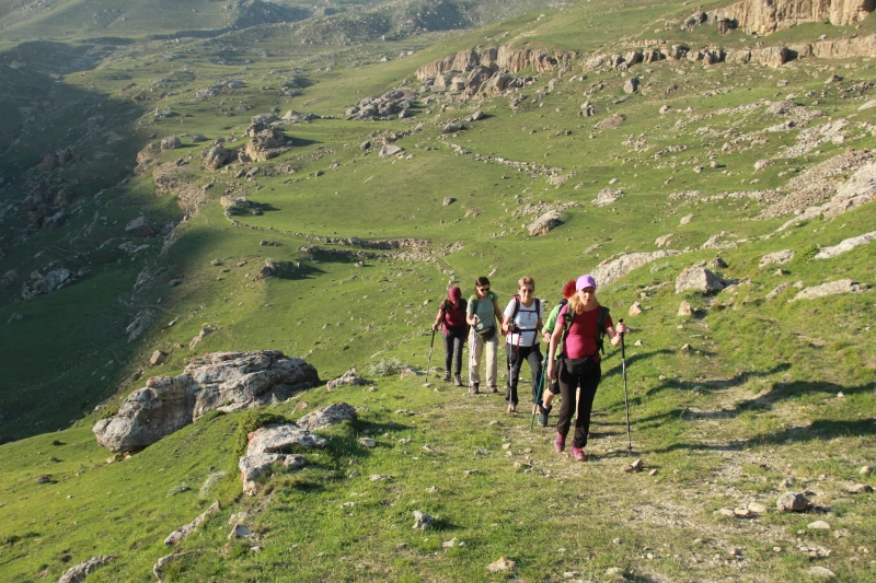 Quba Dağ Kəndləri Trekking Turu: Əlikdən Qrızdəhnəyə Sərgüzəştli Səyahət