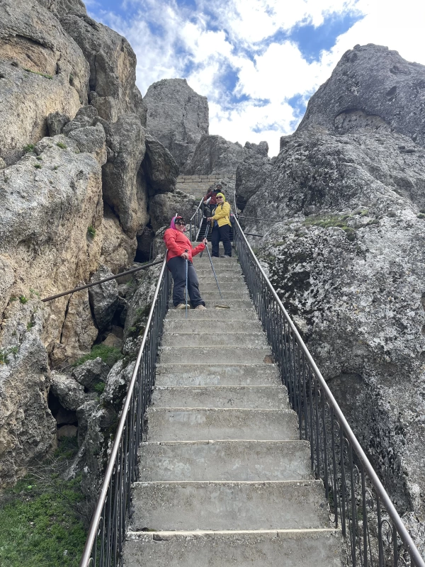 Beşbarmaq Hiking Turu: Dağların Zirvəsində Səssiz ƏfsanəBeşbarmaq Hiking Turu: Dağların Zirvəsində Səssiz ƏfsanəBeşbarmaq Hiking Turu: Dağların Zirvəsində Səssiz Əfsanə