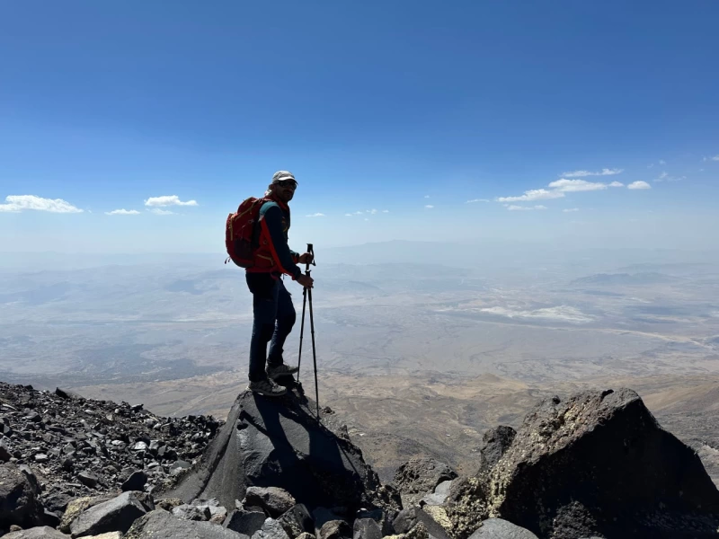 Ağrı Dağı ekspedisiyası və Van Gölü