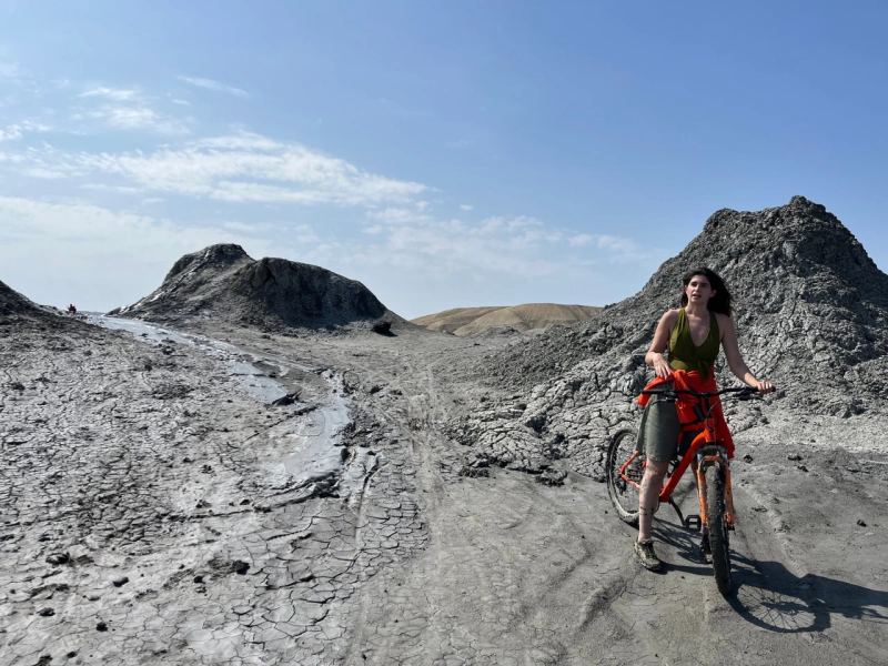 Gobustan Adventure: Bike Tour to Mud Volcanoes