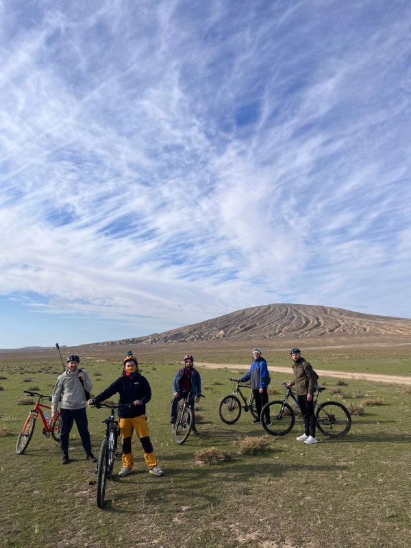 Gobustan Adventure: Bike Tour to Mud Volcanoes