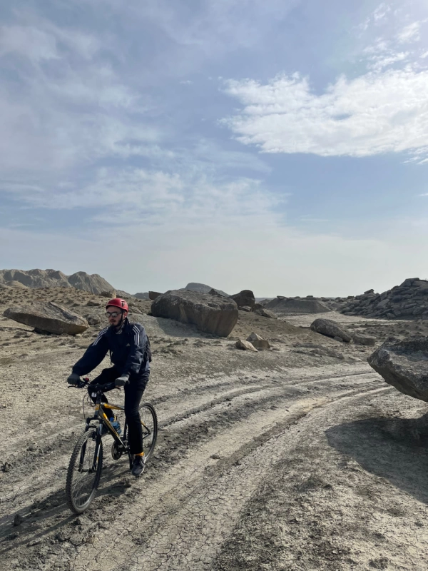 Gobustan Adventure: Bike Tour to Mud Volcanoes