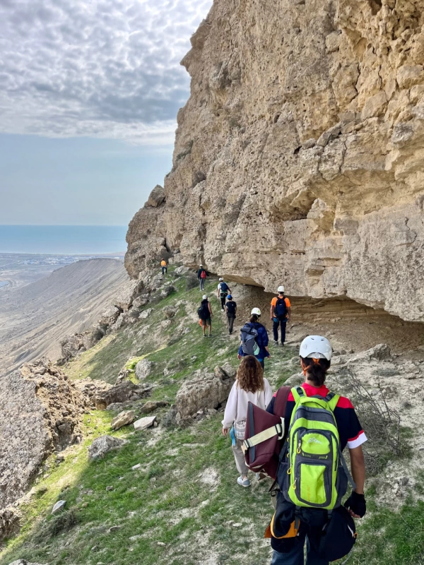 Bakı Qulaqları – Qayayadırmanma Təlimi və Turu