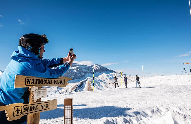 Azerbaijan Ski and Baku City Tour