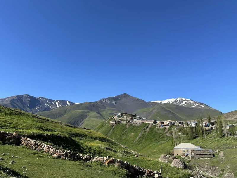 Azərbaycan: Qafqazın Qədim Kəndlərində Açıq Trekking Turu
