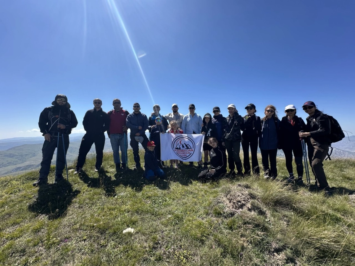 Xızı: Dübrar Dağı  Yürüşü