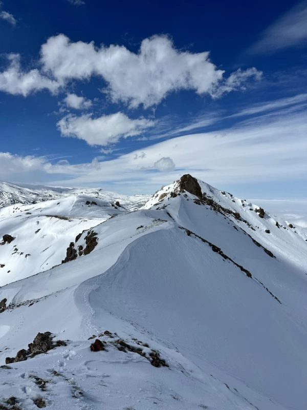Ağ Gədik Zirvə Turu