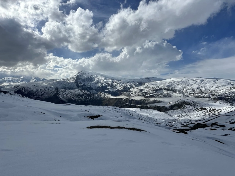 Ağ Gədik Zirvə Turu