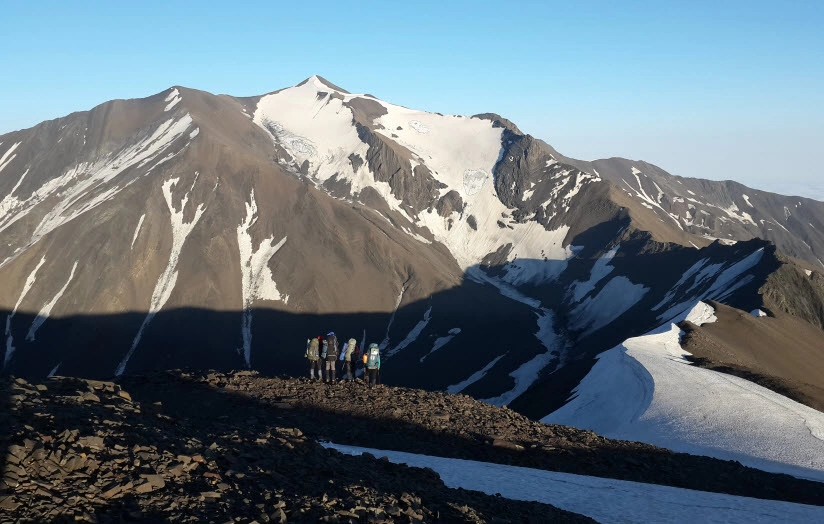 Çarundağ 4079 m 